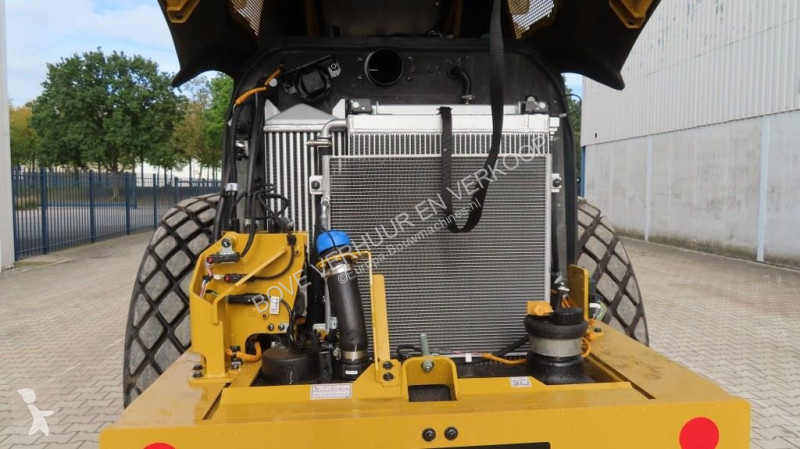 Валяк Caterpillar CS12