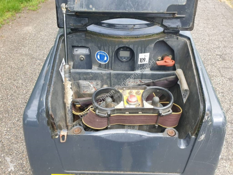 مدحلة Bomag