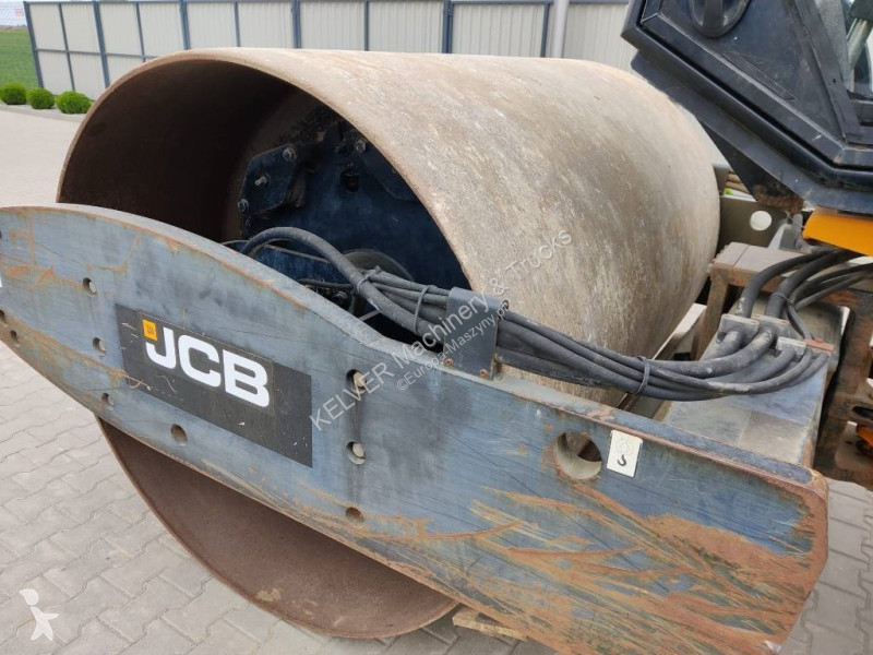 Jordstamper JCB VM 132  roller
