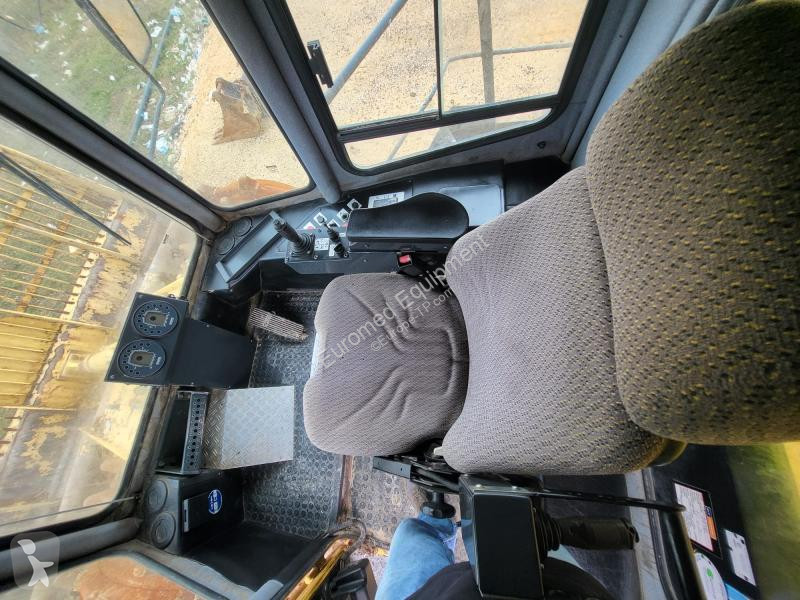Compactador Bomag