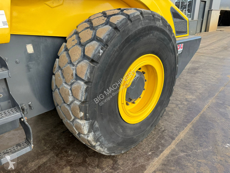 Compactador Bomag BW226