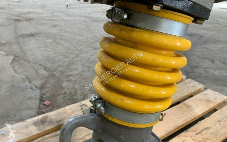 Compactor Bomag pilonneuse essence