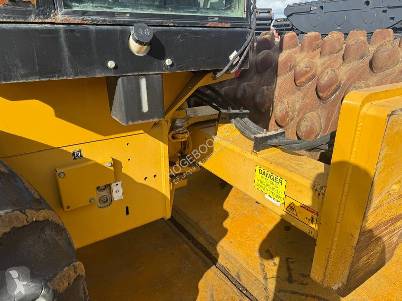 Zhutňovač Caterpillar CP 76