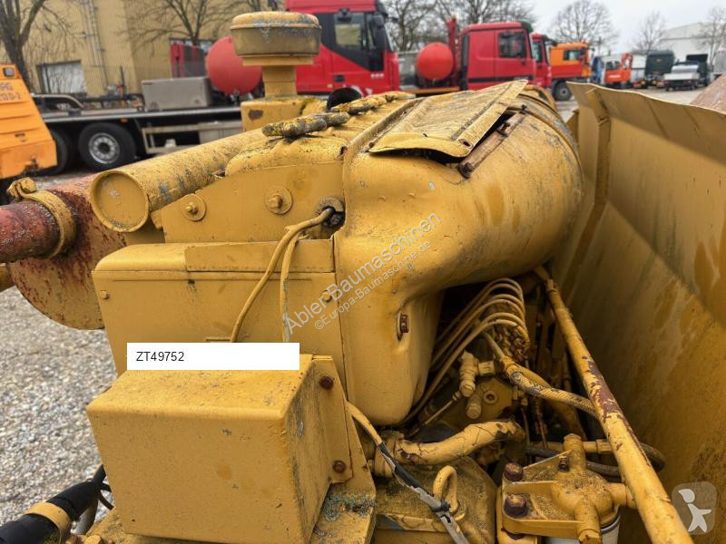 Zhutňovač  Rouleau tracté