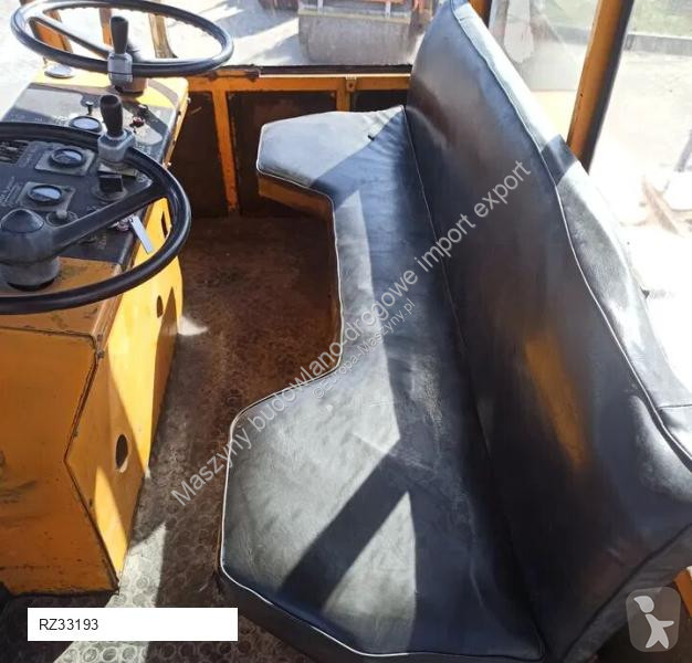Дорожный каток Stavostroj VV 170