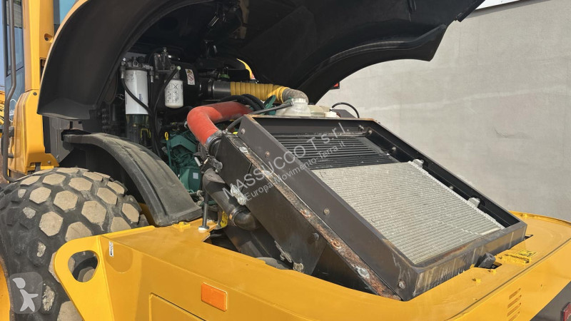 Compactador Volvo SD160B