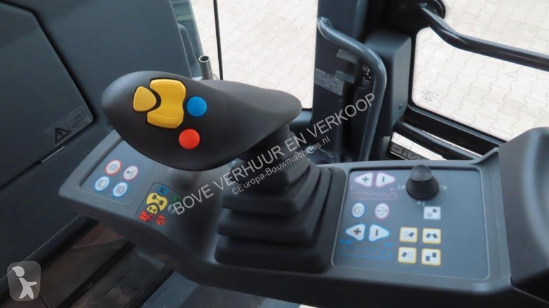 Compactador Hamm HX90I VV-S