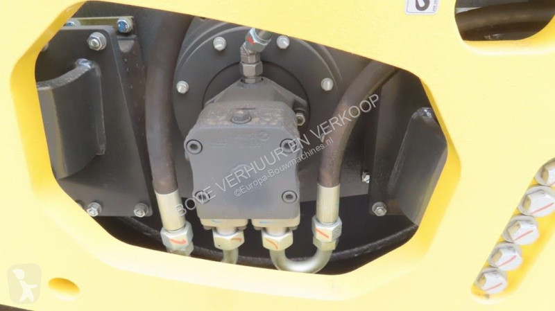 Compactador Bomag BW213 D-5 PL