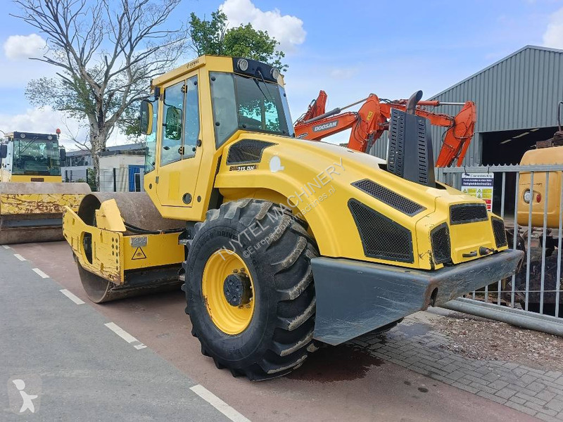 مدحلة Bomag H4 i wals roller compactor