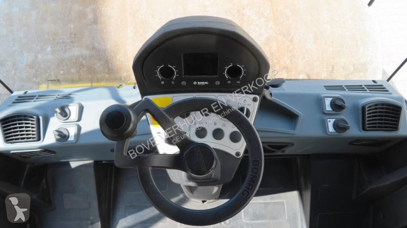 Compactador Bomag BW219 DH5