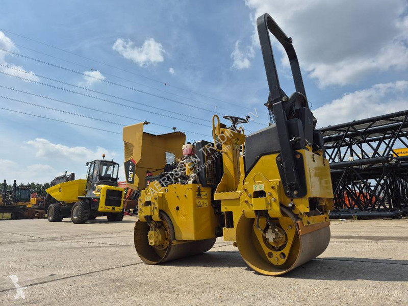 Jordstamper Caterpillar CB1.7