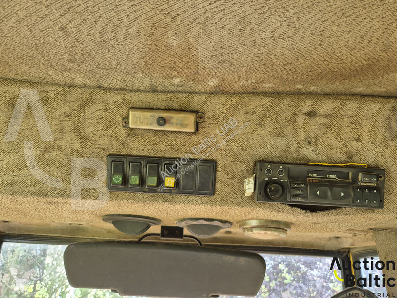 Compactador Bomag BW 211 D