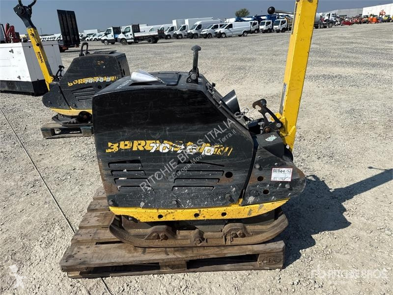 مدحلة Bomag BPR 70/70D Vibratory Plate Compactor