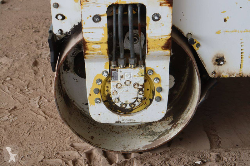 Compactador Bomag
