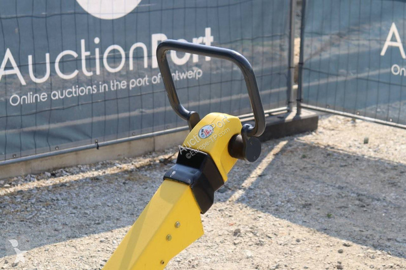 Walec Neuson DPU5545