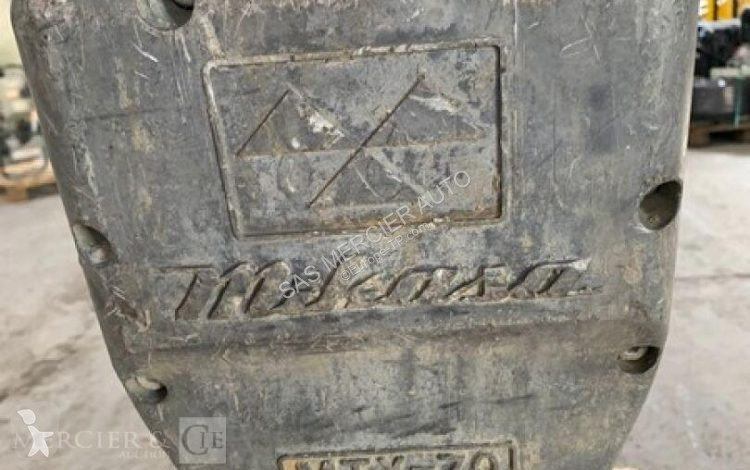 Дорожный каток Mikasa pilonneuse essence -