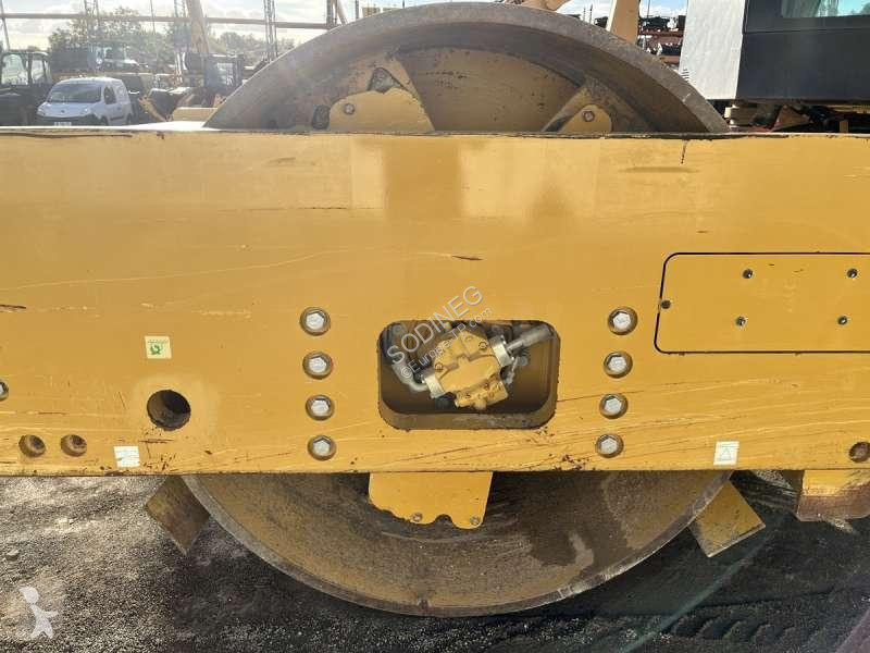 Compacteur Caterpillar