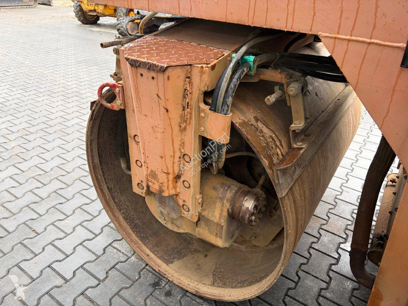 Compacteur Case W552