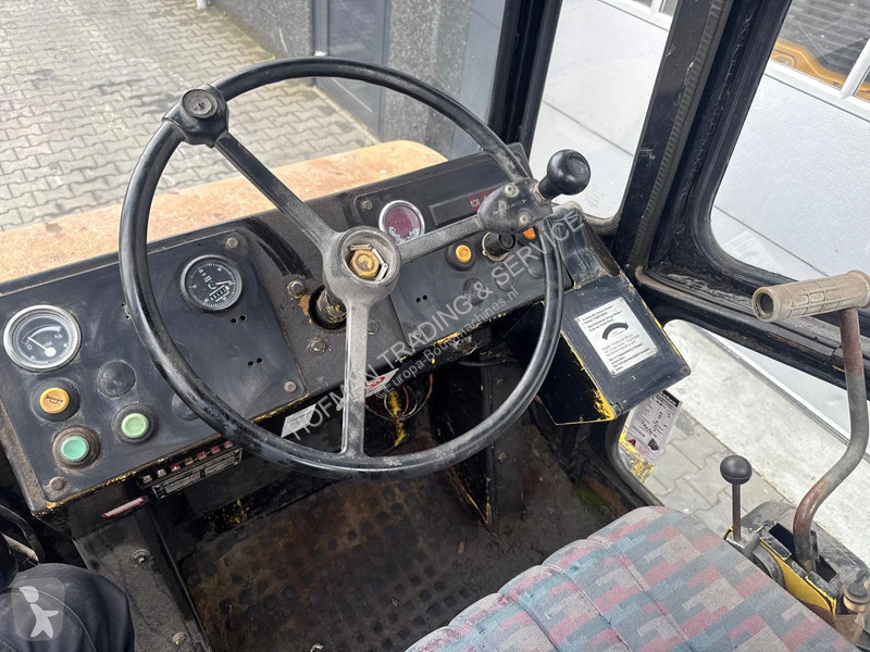 Валяк Bomag BW172D