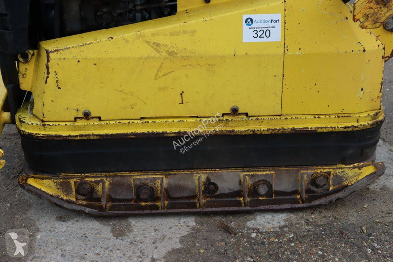 مدحلة Neuson Vibroplate DPU 100-70Le