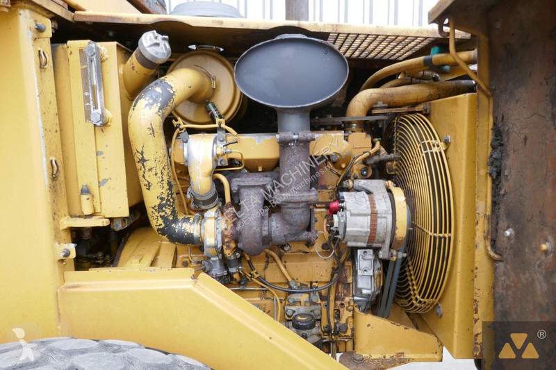 Compactador Caterpillar CS433C
