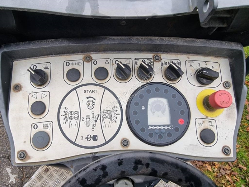 Zhutňovač Bomag AD5