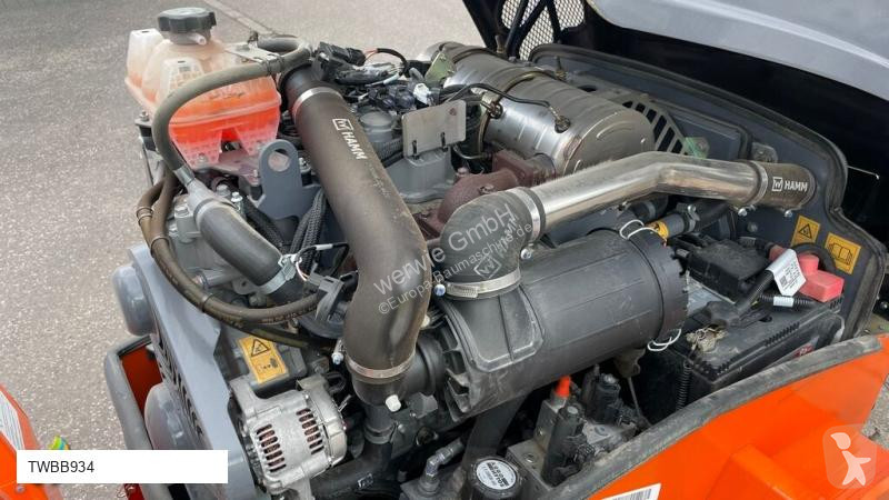 مدحلة Hamm HD12iVV