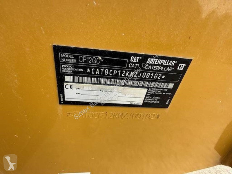 مدحلة Caterpillar CP12 GC