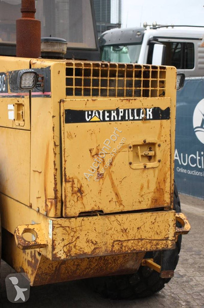 Compactor Caterpillar CS-563C