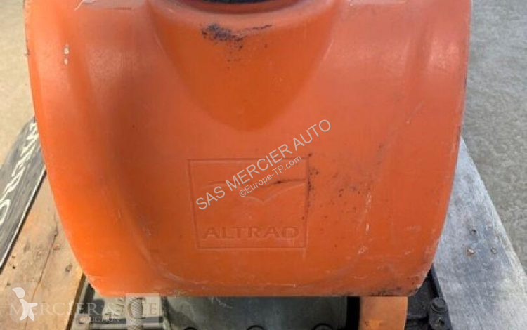 Compactor Altrad plaque vibrante essence