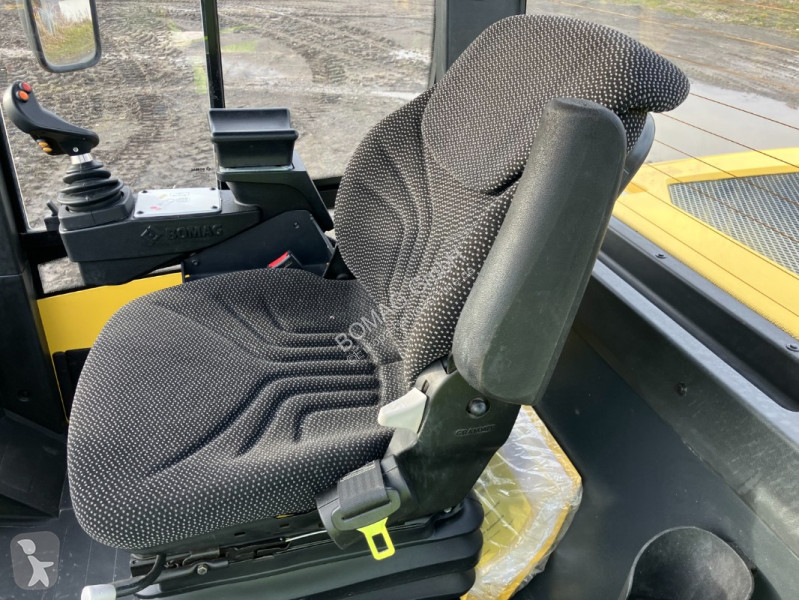 Zhutňovač Bomag  BW 213 PDH-5  Stage V/Tier 4f