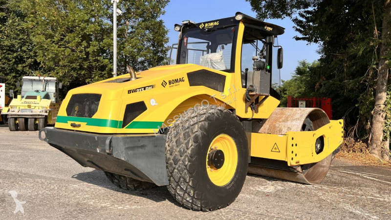 Jordstamper Bomag BW213 DH-5