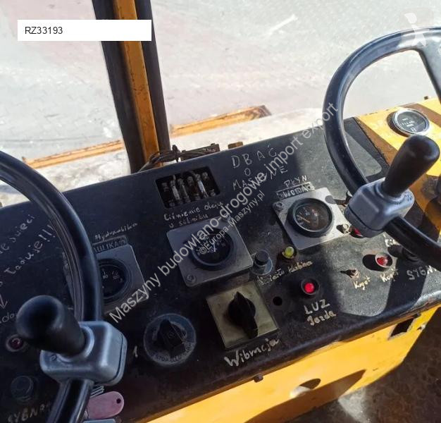 Дорожный каток Stavostroj VV 170