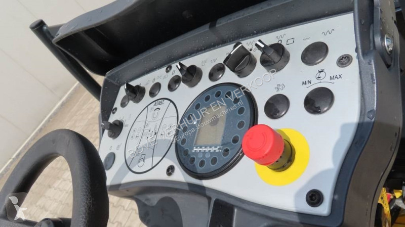 Compactador Bomag BW80 AD5