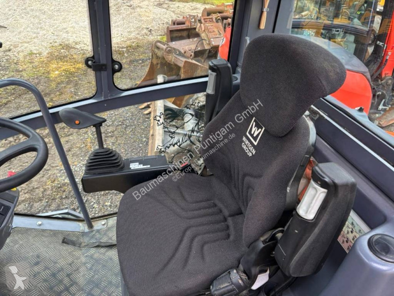 Zhutňovač Hamm H7 i