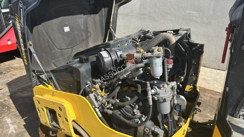 Zhutňovač Bomag AD5