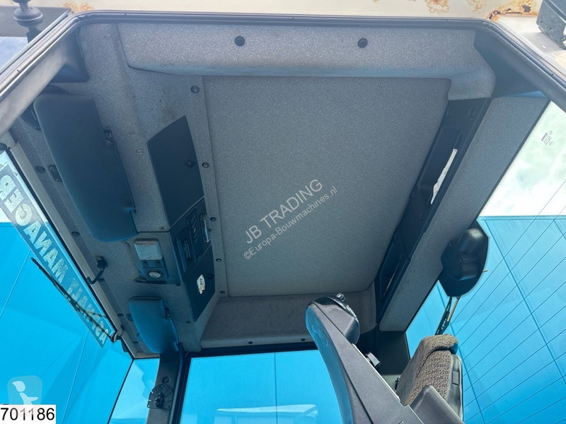مدحلة Bomag BW 174 AP-4 AM 74 kW, 7485 hr