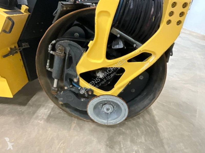 مدحلة Bomag BW 174 A P AM