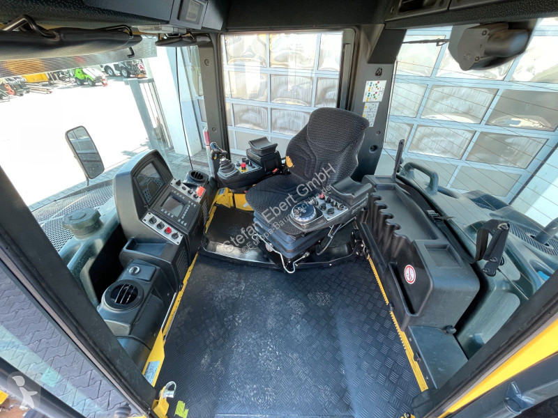 Zhutňovač Bomag ACP4i / nur 1.751h / Asphalt...