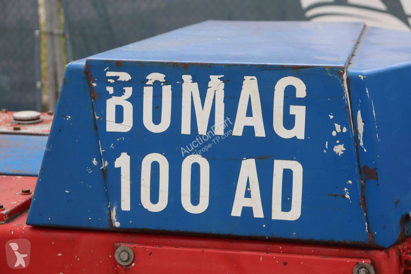 Compacteur Bomag 100AD