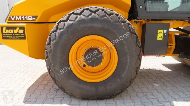 Compactador JCB VM118D
