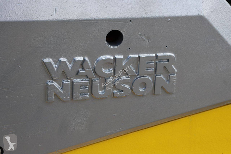 Compacteur Neuson DPU5545