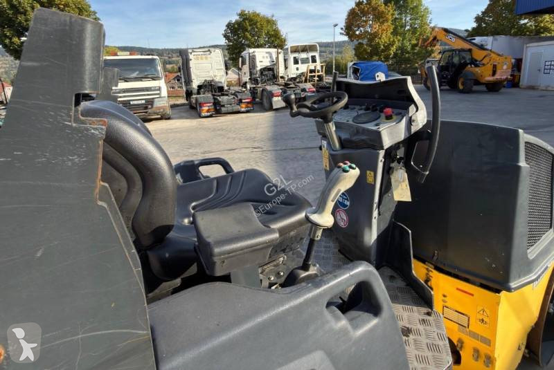 Compactador Bomag