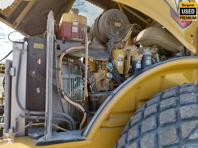 Compacteur Caterpillar