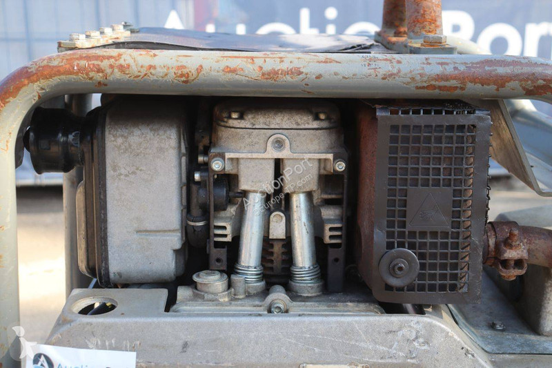 Валяк Neuson DPU5545He