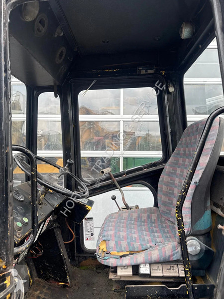 Валяк Bomag BW172D