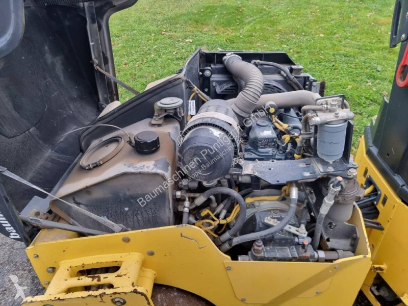 Zhutňovač Bomag AD5