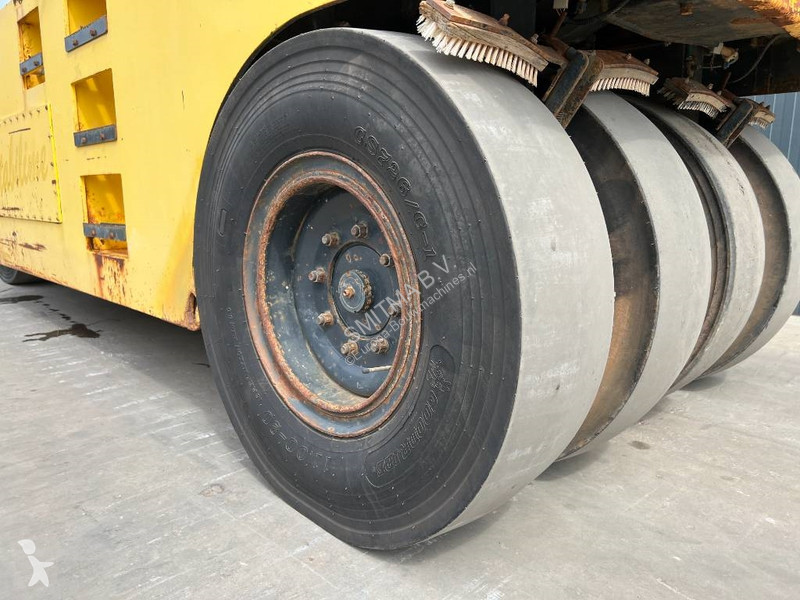 مدحلة Bomag