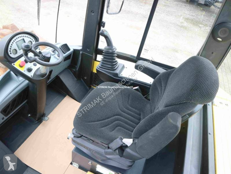 Compactador Bomag BW 213 PDH-5