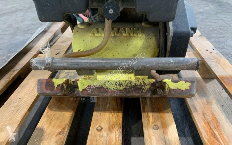 Compactor Ammann plaque vibrante essence